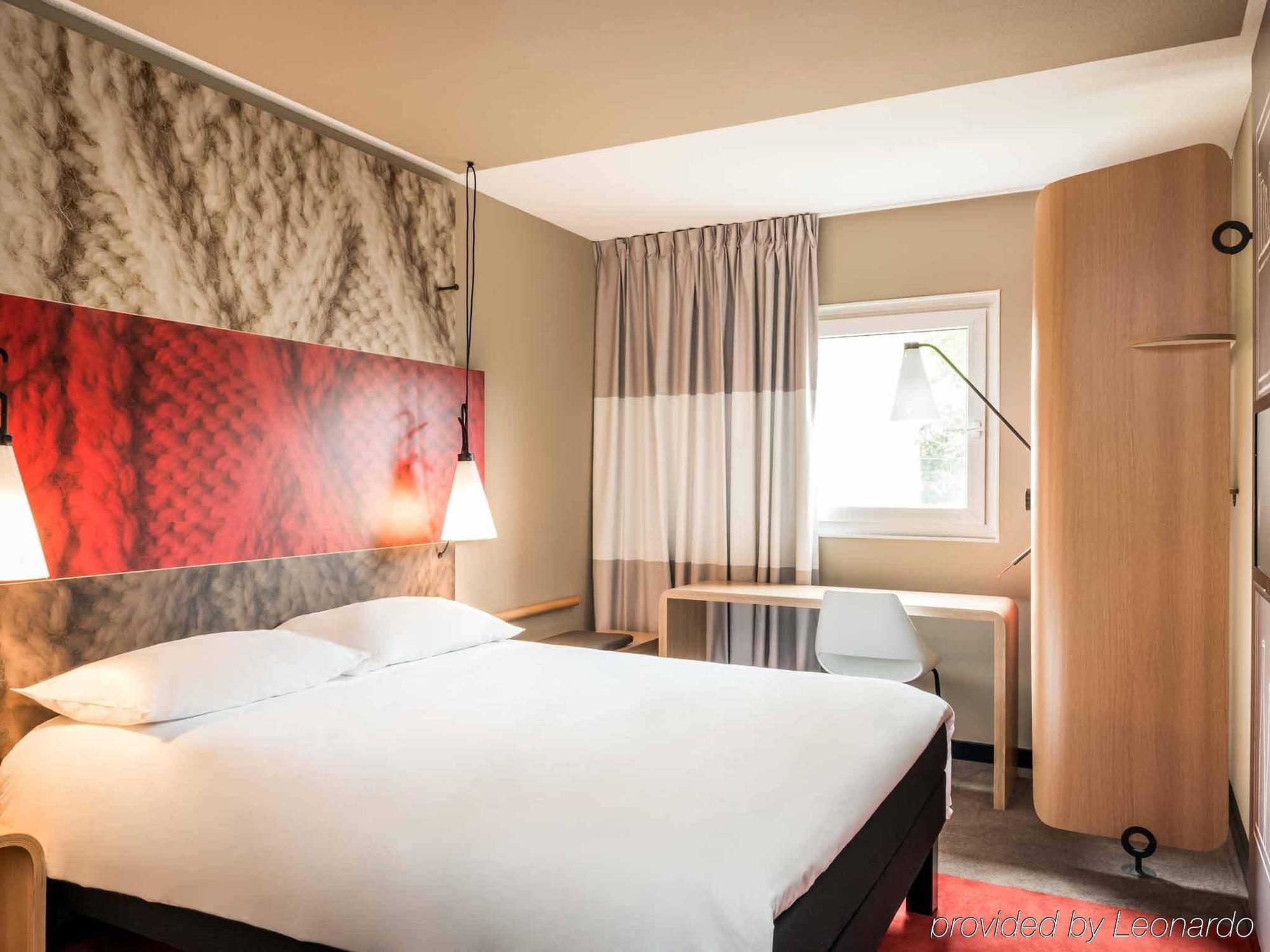 Ibis Senlis Hotel Senlis  Eksteriør billede