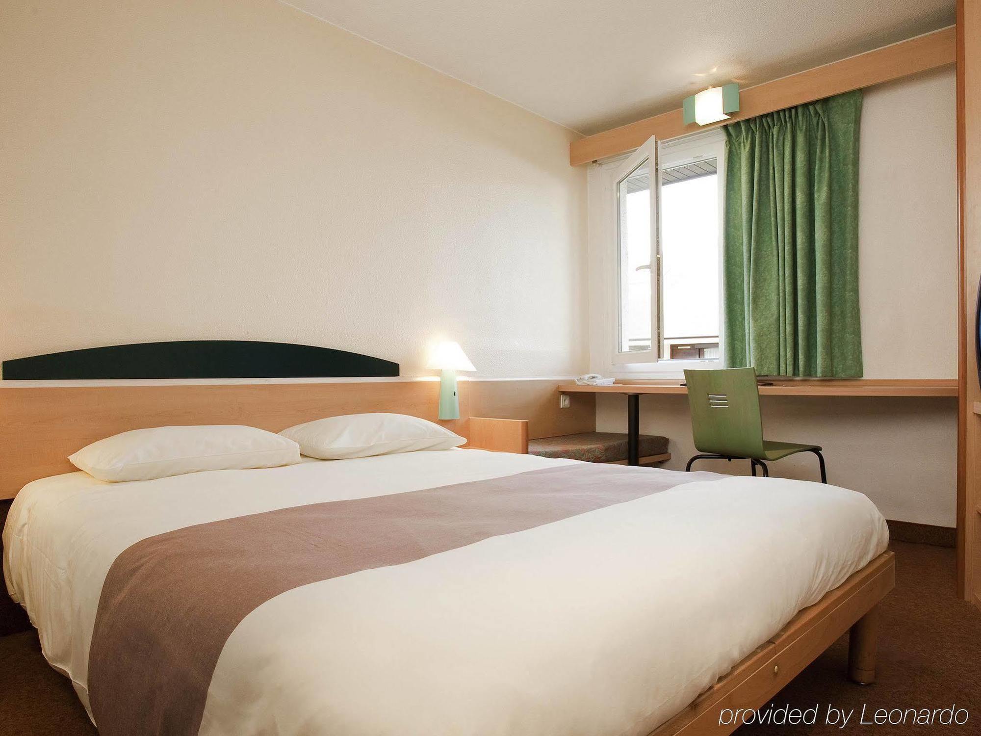 Ibis Senlis Hotel Senlis  Eksteriør billede